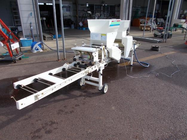 スズテック　中古　播種機