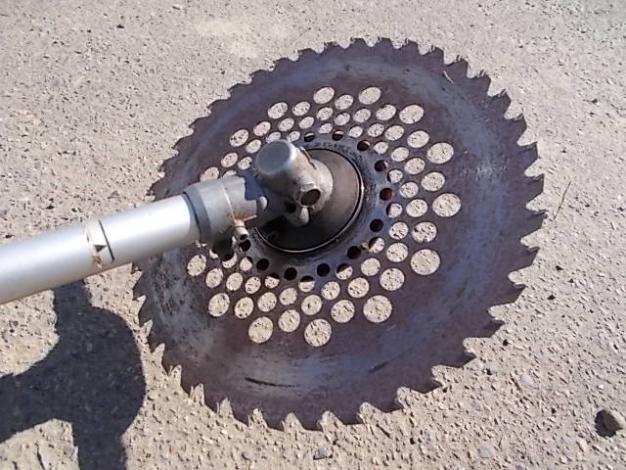 共立 中古 刈払機