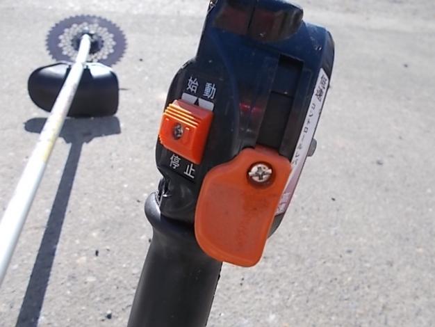 【中古】【動作OK】【店頭引取限定】刈払機　共立　SRE2327G　2サイクルエンジン 中古】【動作OK】【店頭引取限定】刈払機 共立 SRE2327G 2サイクル