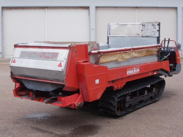 デリカ　中古　自走式マニアスプレッダー