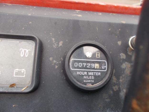 デリカ　中古　自走式マニアスプレッダー