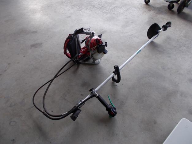 ビーバー　中古　背負い刈払機