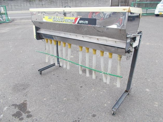 タイショー　中古肥料散布機