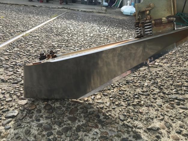 丸山　中古　乗用溝切機