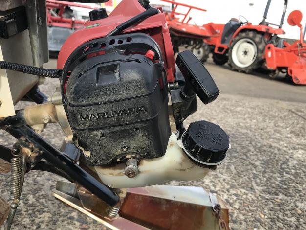 丸山　中古　乗用溝切機