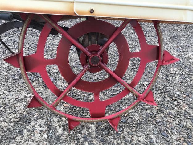 丸山　中古　乗用溝切機