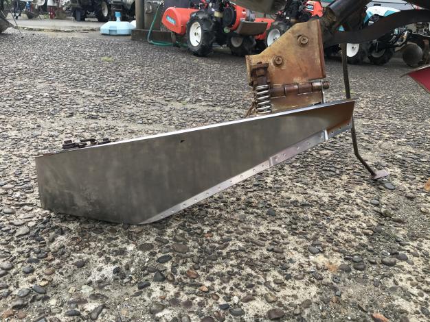 丸山　中古　乗用溝切機