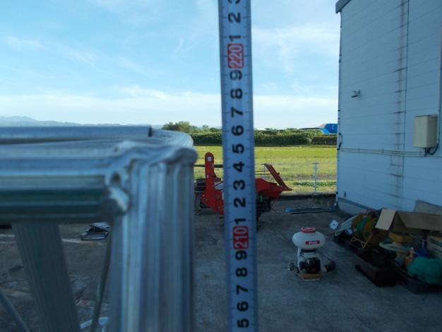 中古　アルミ園芸三脚