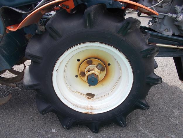 クボタ　中古耕耘機