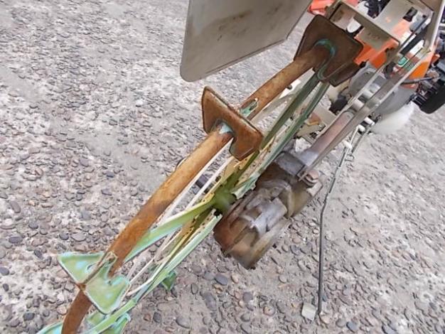 共立 中古 乗用溝切機