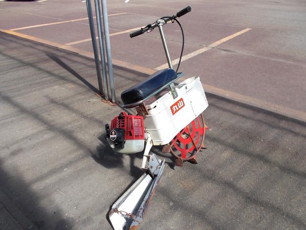 丸山　中古　乗用溝切機