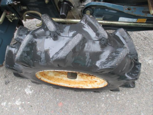 耕耘機
