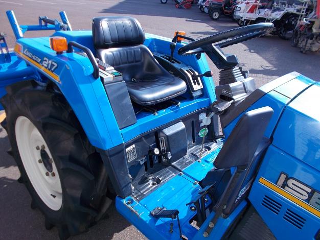 イセキトラクター