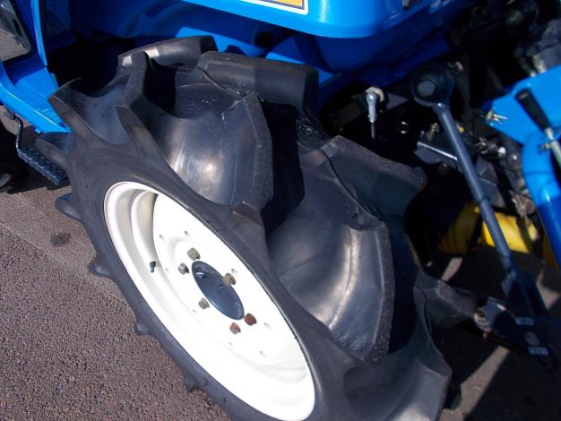 イセキトラクター