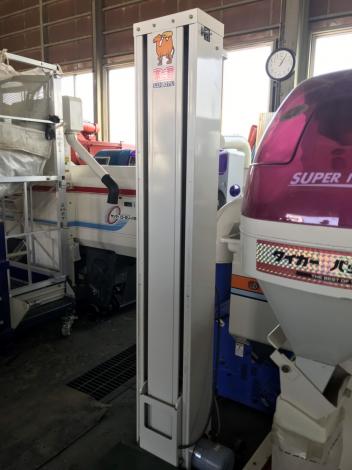 タイガーカワシマ　中古　米袋昇降機