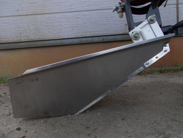 共立　中古　乗用溝切機