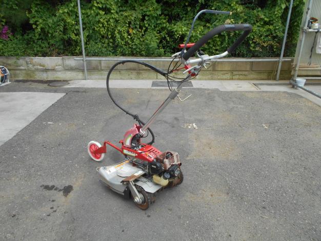 イセキ アグリップ 斜面草刈機