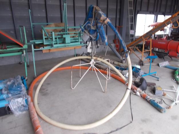 イセキ　中古　穀物搬送機