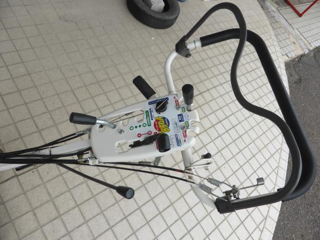 中古 スパイダー モア 4WD 自走式 傾斜地 草刈機