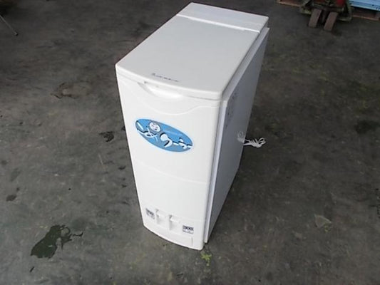 山本製作所　中古　電子冷却式低温米びつ