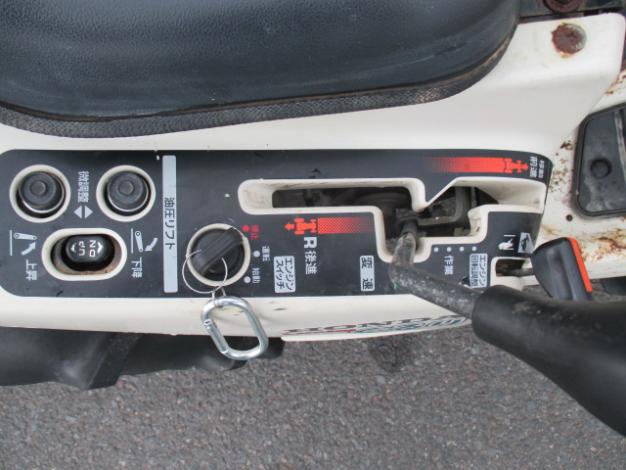 小型乗用耕耘機