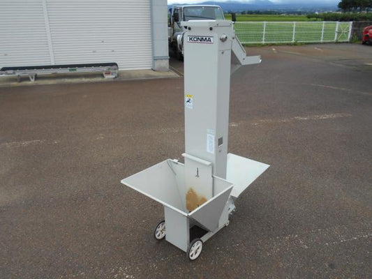 コンマ製作所　中古床土用土供給機