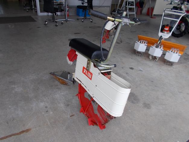 丸山　中古　乗用溝切機