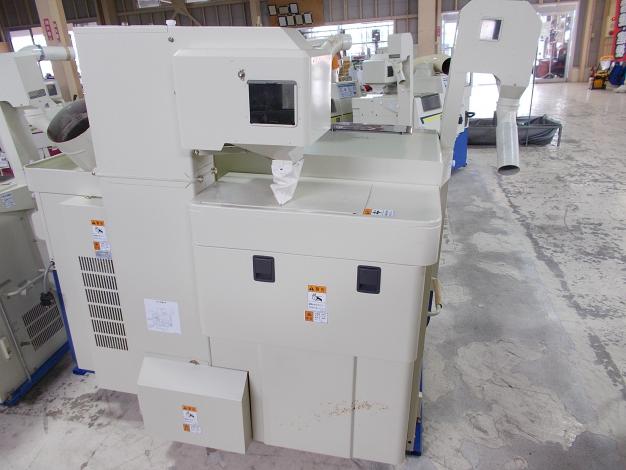サタケ　中古　籾摺機