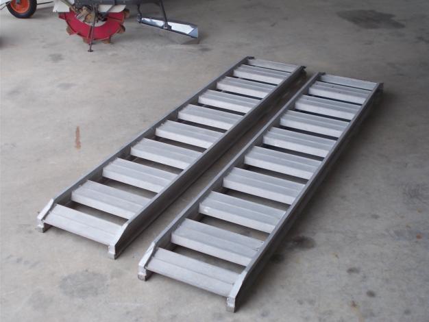 中古　アルミブリッジ