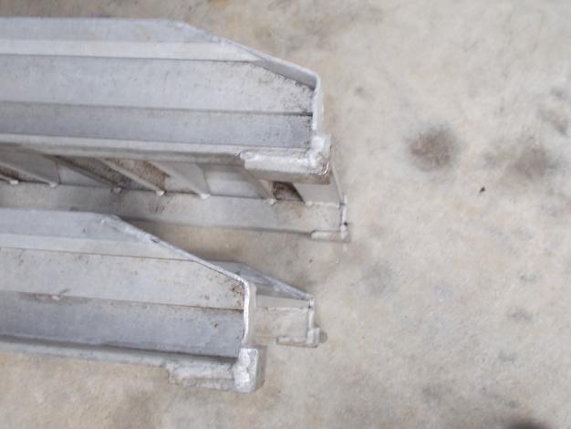 中古　アルミブリッジ