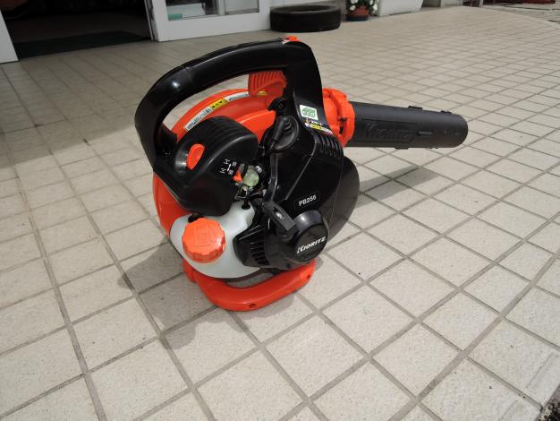 共立 中古 エンジンブロワー ハンディタイプ