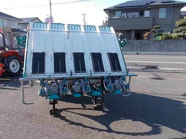 クボタ　5条　(h87.3)　田植機