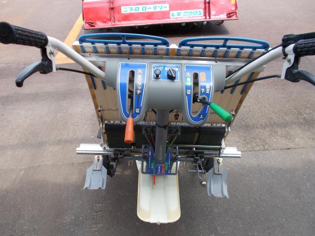 イセキ　中古歩行2条田植機