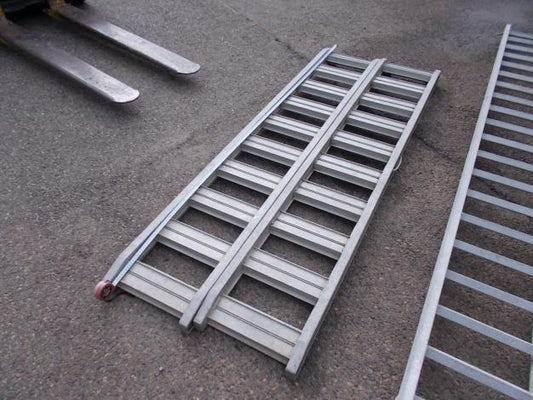 中古　アルミブリッジ