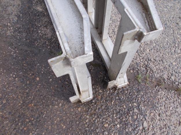 中古　アルミブリッジ