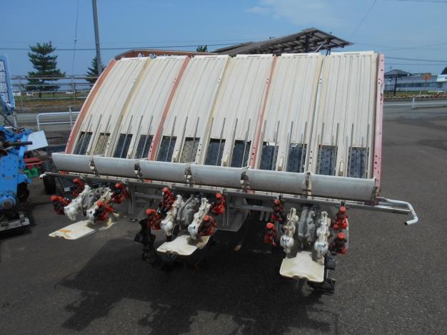 クボタ中古6条田植機部品取り用