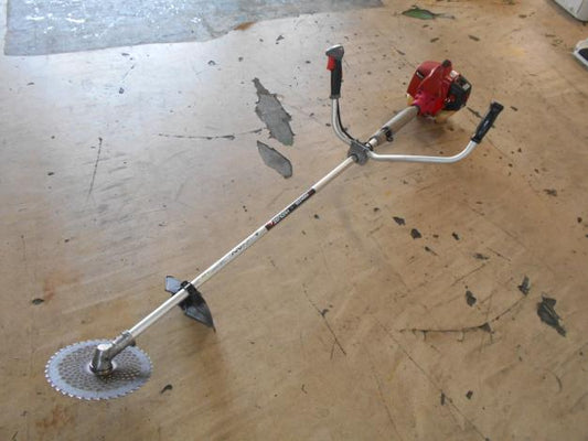 ゼノア　中古　刈払機　BCZ4000EZ