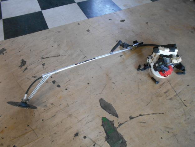 ゼノア　中古　刈払機　背負い