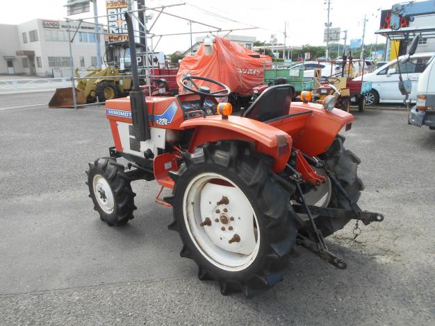 日の本 中古 トラクター  ジャンク品 部品取り 22馬力 本体のみ