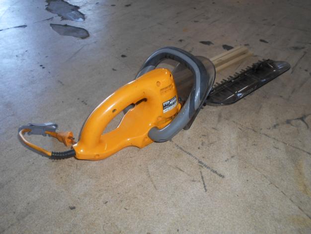 リョービ　中古　電動トリマー