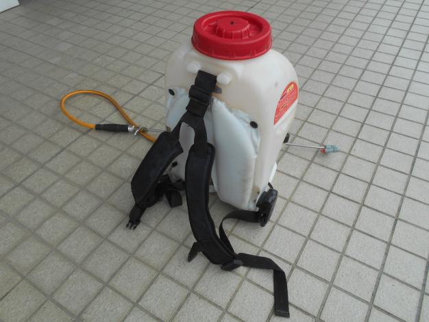 丸山　中古　背負動力噴霧機　15L