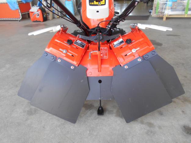 クボタ　中古耕耘機