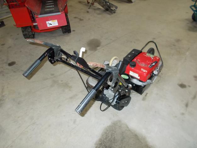 ホンダ　中古　畦草刈機