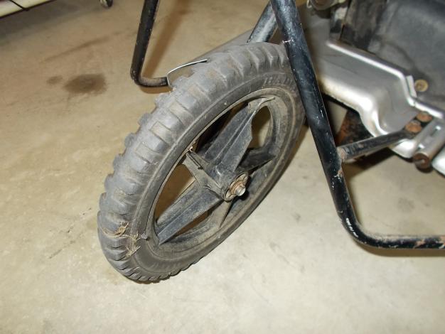 ホンダ　中古　畦草刈機