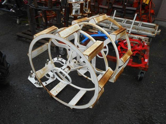 不明　中古　カゴ車輪