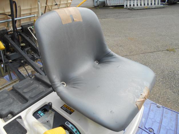 三菱　4条田植機