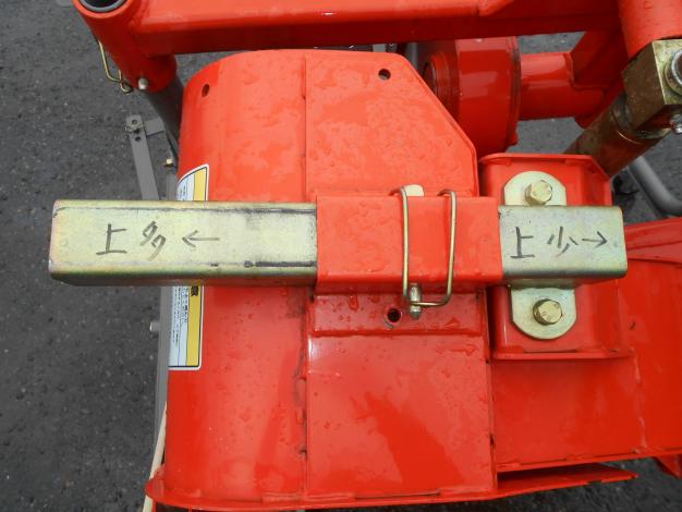 クボタ(ニプロ)　中古　あぜ塗り機