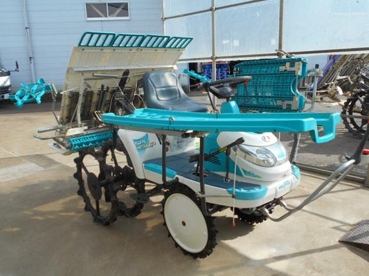 クボタ4条田植機