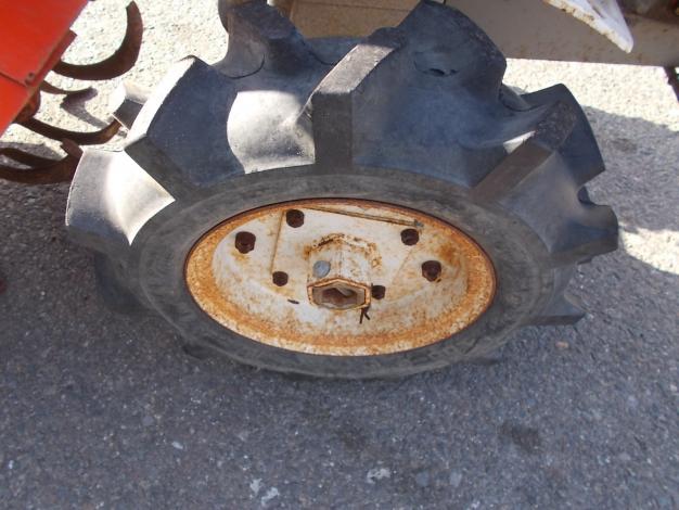 クボタ　中古　耕耘機