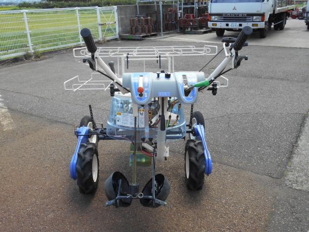 イセキ　中古野菜移植機